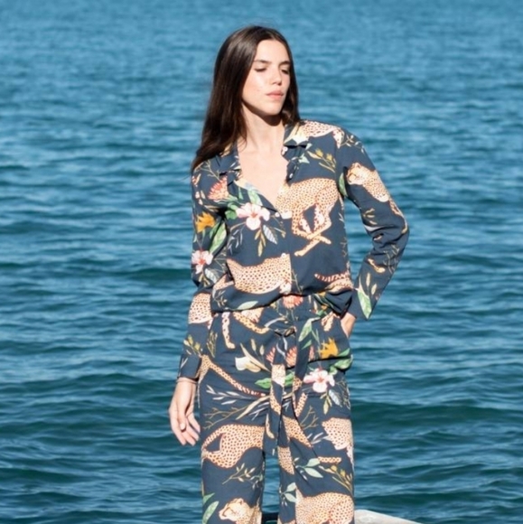 LAS SURENAS Running Cheatah Linen Blend Shirt XS - Picture 2 of 10